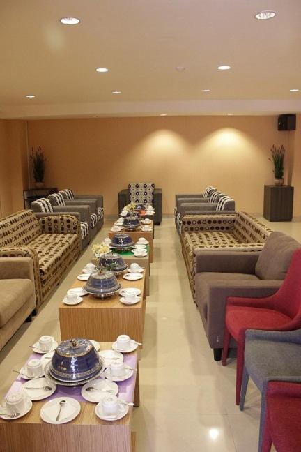 Hotel Jakarta Makassar Kültér fotó